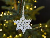 Kalėdomis kvepiantys namų kvapai. Kalėdiniai eglutės papuošimai.